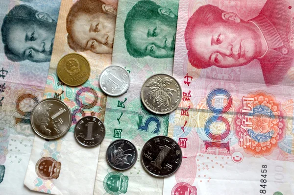 Chinesische Banknoten und Münzen — Stockfoto