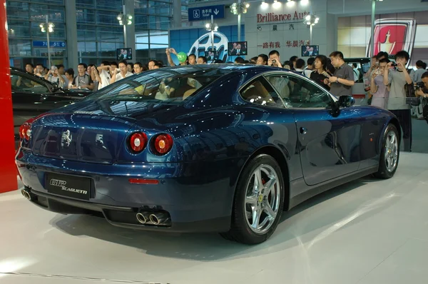 Moderní auto - čínské auto show — Stock fotografie