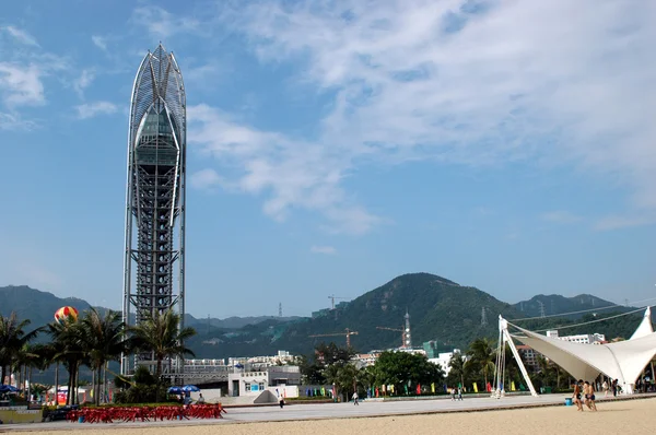 Modern viewing tower at seaside — Stock Photo, Image