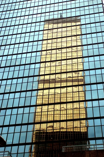 Hongkong - edificio en reflexión — Foto de Stock