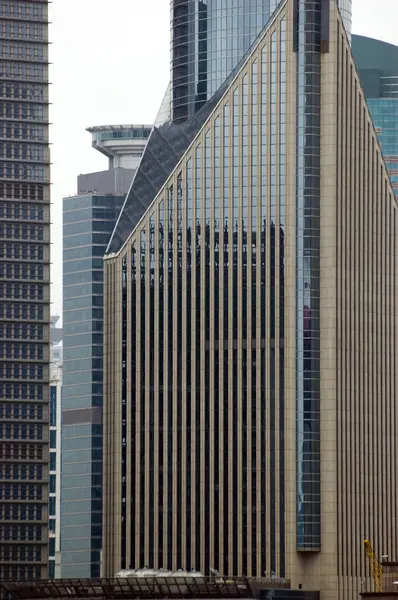 Rascacielos modernos - primer plano — Foto de Stock