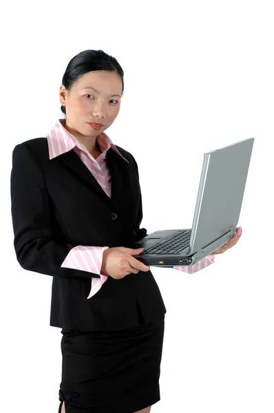 Menina do escritório chinês com laptop — Fotografia de Stock