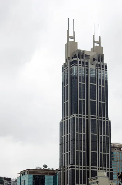 Modern skyscraper in Shanghai — Stock Photo, Image