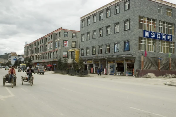 Main street in Shangrila, Yunnan — Stock Photo, Image