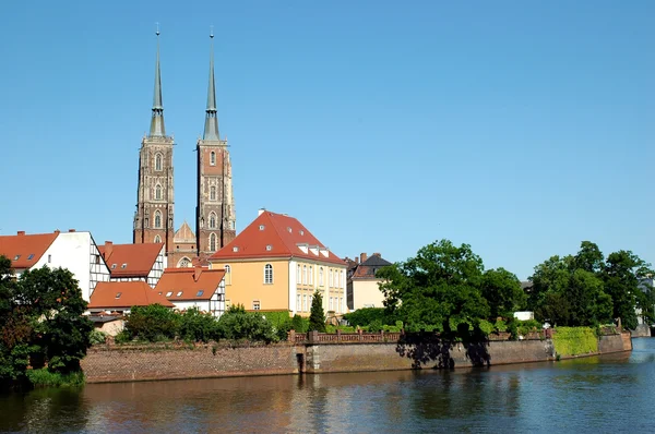 Wroclaw con el río Odra y la catedral — Foto de Stock