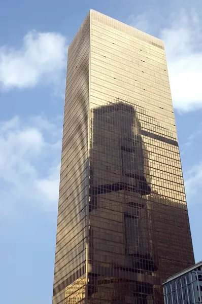 Moderne Wolkenkratzer in hongkong — Stockfoto