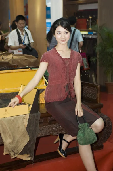 中国文化公平、 深圳-传统家具 — 图库照片