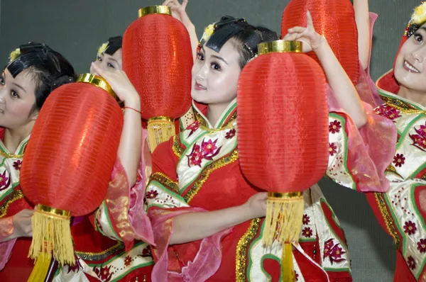 중국 문화-산 서에서 댄서 — 스톡 사진