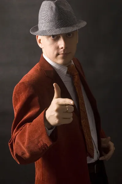 Homem de negócios sério de chapéu — Fotografia de Stock