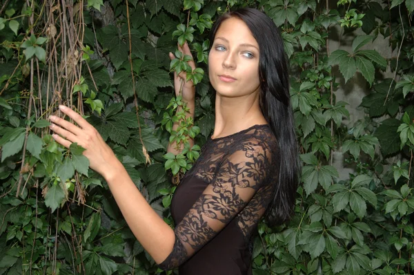 Girl in garden — Stock Photo, Image