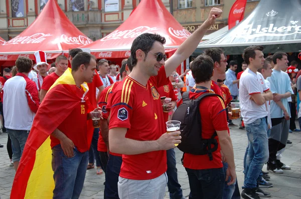 Euro2012 - испанские болельщики — стоковое фото