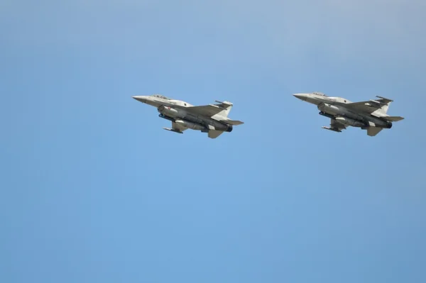 Air show - Lockheed Martin F-16 — Stock Photo, Image