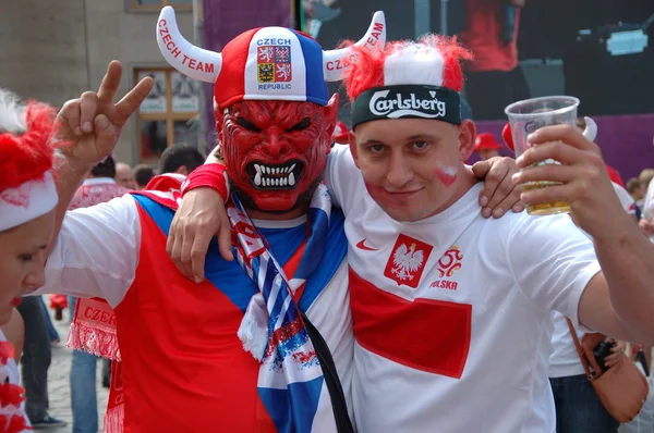 Euro2012 - czeskich i polskich fanów — Zdjęcie stockowe