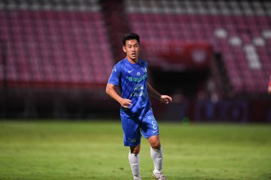 Thathaburi-thailand-12SEP2021: WorACHIT KANITSRIBUMPHEN # 8, thunderdome Stadyumu, Tayland 'daki Chonburi Fc' e karşı muangthong mücadelesi sırasında