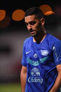 thaburi-thailand-12SEP2021-GIDI CHI KANUK # 26 Muangthong ile Chonburi Fc arasında Thaildome Stadyumu, Tayland