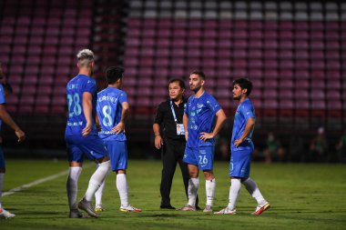 thaburi-thailand-12SEP2021-GIDI CHI KANUK # 26 Muangthong ile Chonburi Fc arasında Thaildome Stadyumu, Tayland