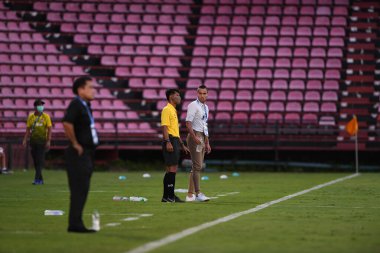 Muangthtang 'dan Mario gjurovski 2021 yılındaki muangthong maçında Thunderdome Stadyumu' ndaki Chonburi Fc maçında birleşti.