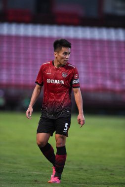 Nonthaburi-thailand-12SEP2021-SUPORN PEENAGATAPHO # 5 Muangthong oyuncusu 2021 Muangthong ile Chonburi Fc arasında Thailand, Tayland 'daki