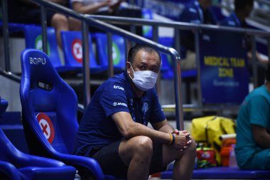 Thanyaburi-Pathumthani-6NOV2021: Newin chidchob Buriram 'ın başkanı bgpu ile Tayland' daki Leo Stadyumu 'nda defnedilmeye karşı bgpu arasında 2021 yılındaki çatışmada birleşti.