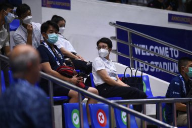 Thanyaburi-Pathumthani-6NOV2021: Karuna chidchob Buriram Başkan Yardımcısı bgpu ile Tayland 'daki Leo Stadyumu' nda defnedilmeye karşı bgpu 2021 arasındaki çatışmada birleşti.