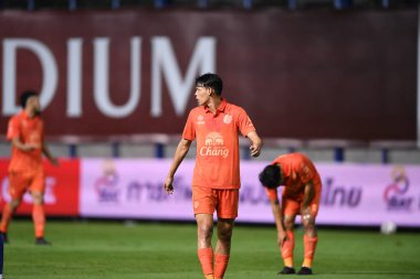 Thanyaburi-Pathumthani-6NOV2021: Suppachai jaidet # 9 defin oyuncusu bgpu ile Tayland 'daki Leo Stadyumu' nda defnedilmeye karşı bgpu arasındaki çatışmada birleşti.