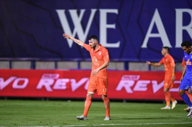 Thanyaburi-Pathumthani-6NOV2021: Sulaka 22 numaralı defin oyuncusu bgpu ile Tayland 'daki Leo Stadyumu' nda defnedilmeye karşı bgpu arasındaki çatışmada birleşti.