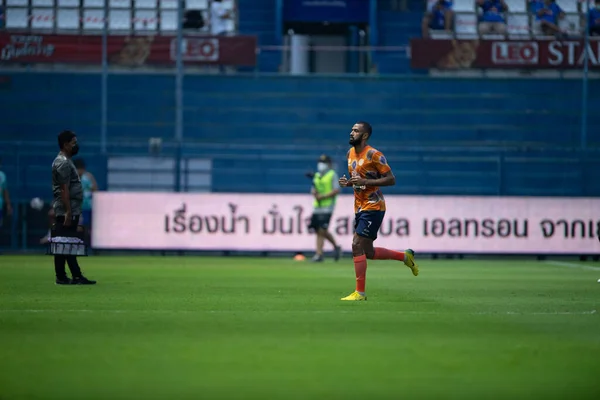 Thanyaburi Pathumthani 6Nov2021 Maicon 7タイのレオ スタジアムでのBuriramとBgpuの間のタイリーグ2021中に団結Buriramの選手 — ストック写真