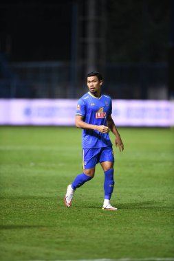 Thanyaburi-Pathumthani-6 NOV 2021: Surachat sareepim # 9 BG pathum oyuncusunun bgpu ile Tayland 'ın başkenti Leo Stadyumu' nda defnedilmesine karşı bgpu arasında yaptığı eylem sırasında