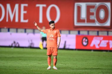 Thanyaburi-Pathumthani-6 NOV 2021: Supachok sarachat # 19 Gömme sanatçısı Bgpu ile Tayland 'daki Leo Stadyumu' nda defnedilmeye karşı bgpu arasında 2021 yılındaki çarpışmada birleşti.