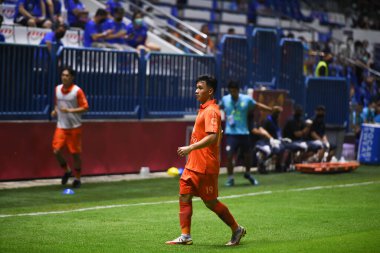 Thanyaburi-Pathumthani-6 NOV 2021: Supachok sarachat # 19 Gömme sanatçısı Bgpu ile Tayland 'daki Leo Stadyumu' nda defnedilmeye karşı bgpu arasında 2021 yılındaki çarpışmada birleşti.