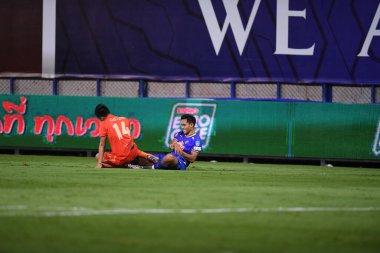 Thanyaburi-Pathumthani-6 NOV 2021: Teerasil dangda # 10 bg pathum oyuncusu 2021 yılında bgpu ile Tayland 'ın başkenti Leo Stadyumu' nda defnedildi.