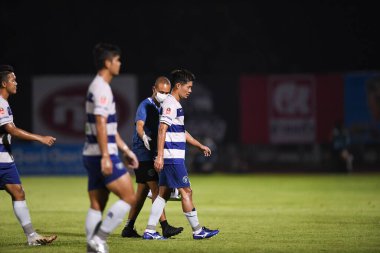 Bangplee-Samutprakan, 10 NOV 2021: Samutprakan, Tayland 'daki Samutprakan Stadyumu' nda Muangthong United 'a karşı 6.