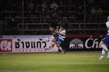 Bangplee-Samutprakan, 10 NOV 2021: Samutprakan, Tayland 'daki Samutprakan Stadyumu' nda Muangthong United 'a karşı 6.