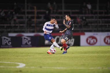 Bangplee-Samutprakan, 10 NOV 2021: Samutprakan, Tayland 'daki Samutprakan Stadyumu' nda Muangthong United 'a karşı 6.