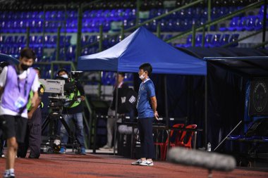 Bangplee-Samutprakan, 10 NOV 2021: Samutprakan, Tayland 'daki Samutprakan Stadyumu' nda Muangthong United 'a karşı 6.