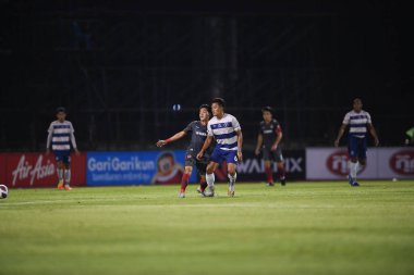 Bangplee-Samutprakan, 10 NOV 2021: Samutprakan, Tayland 'daki Samutprakan Stadyumu' nda Muangthong United 'a karşı 6.