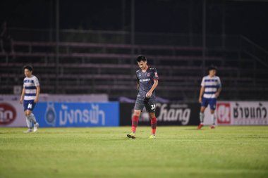 Bangplee, Samutprakan - 10 NOV 2021: Samutprakan şehri ile Tayland 'daki samutprakan Stadyumu' nda birleşen Muangthong maçı sırasında # 39 numaralı muangthong oyuncusu