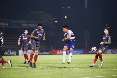 Bangplee, Samutprakan - 10 NOV 2021: PHATSAPHON CHOEDWICHIT # 78 Samutprakan şehri arasında Samutprakan şehri ile Tayland samutprakan Stadyumu 'nda birleşen Muangthong arasındaki maçta samutprakan şehrinin 78.