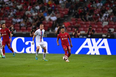 KALLANG, ŞARKI - 15 Temmuz 2022: Liverpool oyuncuları ulusal stadyumdaki Crystal Palace 'a karşı hazırlık maçında 