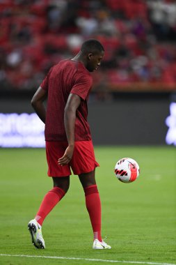 KALLANG, SINGAPORE - 15 Temmuz 2022: İbrahim Konate # 5 Liverpool Oyuncusu, ulusal stadyumdaki Crystal Palace 'a karşı hazırlık maçında