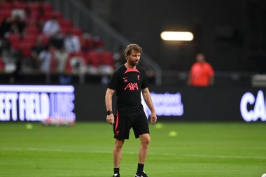 KALLANG, ŞARKI - 15 Temmuz 2022: Andreas Kornmayer ulusal stadyumdaki Crystal Palace 'a karşı sezon öncesi hazırlık maçında Liverpool fitness başkanı