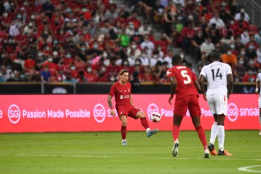 KALLANG, SINGAPORE - 15 Temmuz 2022: Kostas Tsimikas # 21 Liverpool Oyuncusu Ulusal Stadyumdaki Crystal Palace 'a karşı sezon öncesi maçında