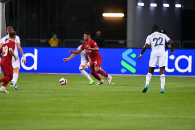 KALLANG, ŞARKI - 15 Temmuz 2022: Alex Oxlade-Chamberlain # 15 Liverpool Oyuncusu Ulusal Stadyum 'daki Crystal Palace' a karşı maç öncesi