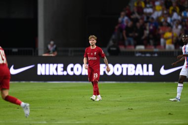 KALLANG, ŞARKI - 15 Temmuz 2022: Harvey Elliott # 19 Liverpool Oyuncusu, ulusal stadyumdaki Crystal Palace 'a karşı hazırlık maçında
