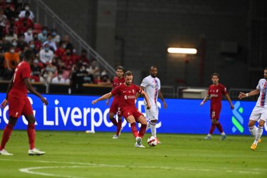 KALLANG, ŞARKI - 15 Temmuz 2022 Jordan Henderson # 14 Liverpool Oyuncusu sezon öncesi stadyumdaki Crystal Palace 'a karşı oynuyordu.