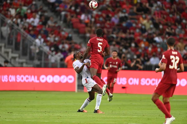 KALLANG, SINGAPORE - 15 Temmuz 2022: Jean-Philippe Mateta # 14 Kristal Saray Oyuncusu sezon öncesi Liverpool karşısında ulusal stadyumda
