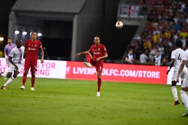 KALLANG, SINGAPORE - 15 Temmuz 2022: Fabinho # 3 Liverpool Oyuncusu ulusal stadyumdaki kristal sarayına karşı hazırlık maçında. 