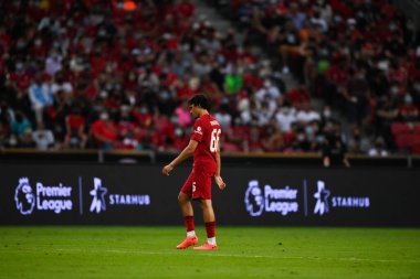 KALLANG, SINGAPORE - 15 Temmuz 2022: Trent Alexander-Arnold # 66 Liverpool oyuncusu sezon öncesi stadyumdaki Crystal Palace 'a karşı oynuyordu. 