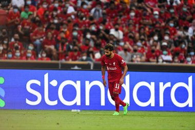 KALLANG, SINGAPORE - 15 Temmuz 2022: Mohamed Salah # 11 Liverpool Oyuncusu sezon öncesi stadyumdaki kristal saraya karşı eylem halinde. 