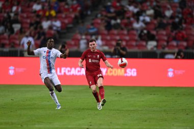 KALLANG, SINGAPORE - 15 Temmuz 2022: Andrew Robertson # 26 Liverpool Oyuncusu Ulusal Stadyumdaki Crystal Palace 'a karşı hazırlık maçında. 